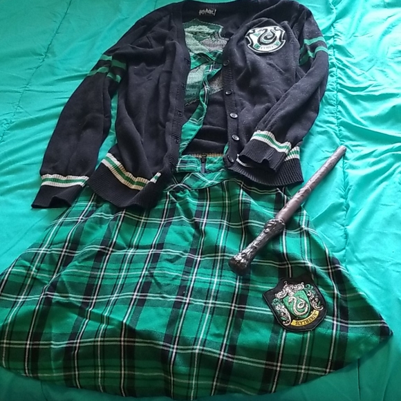 Warner Bros. Other - Harry Potter-Slytherin outfit